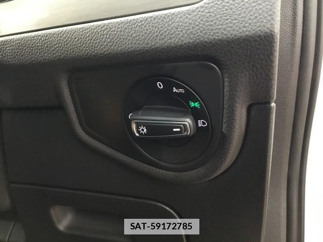 VolksWagen GOLF TOURAN 2019-11 7817802-17