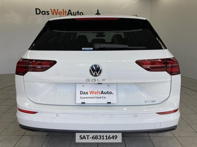 VolksWagen GOLF VARIANT 2024-02 7811980-14