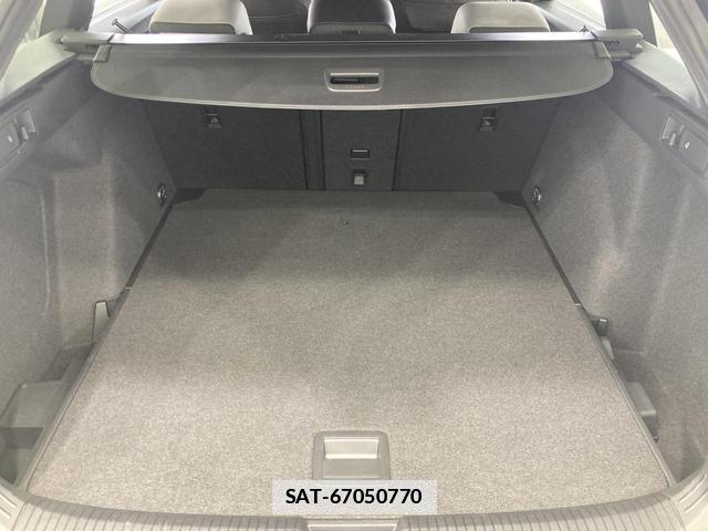 VolksWagen GOLF VARIANT 2023-02 7811988-12