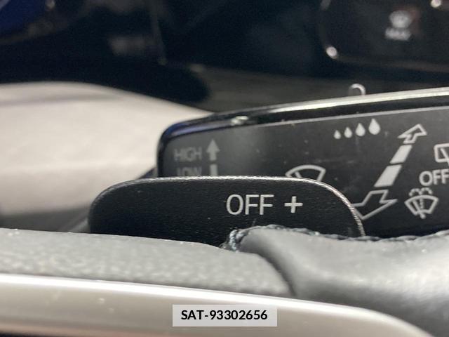 VolksWagen GOLF VARIANT 2023-08 7811998-10
