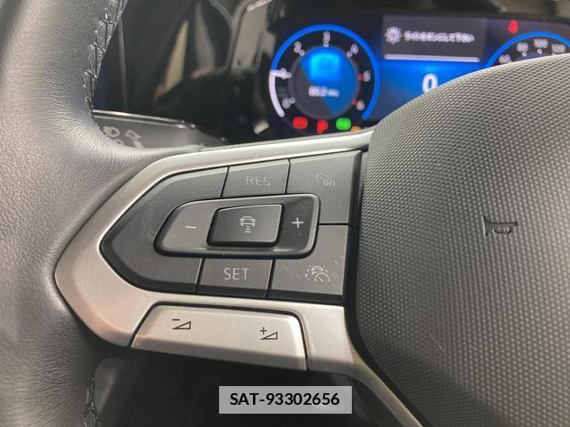VolksWagen GOLF VARIANT 2023-08 7811998-6