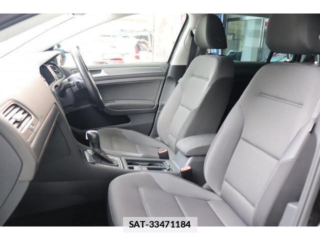 VolksWagen GOLF VARIANT 2020-02 7812143-14