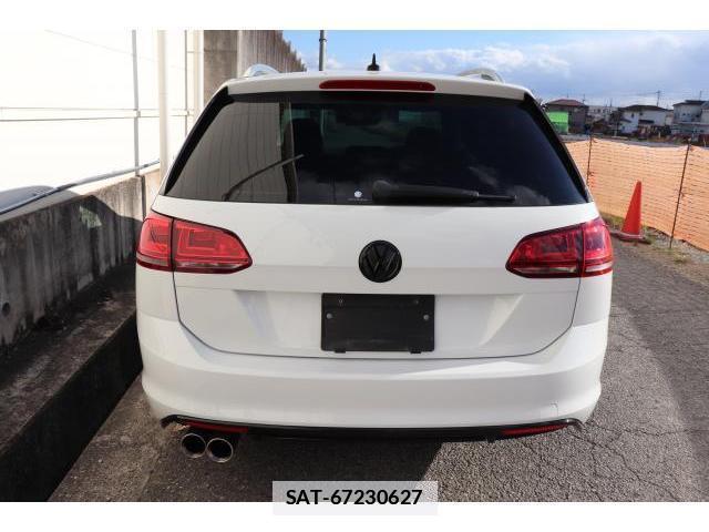 VolksWagen GOLF VARIANT 2016-11 7817196-11