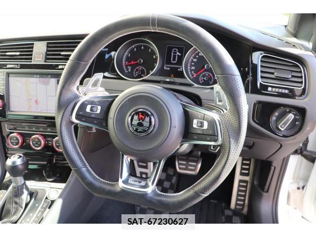 VolksWagen GOLF VARIANT 2016-11 7817196-16