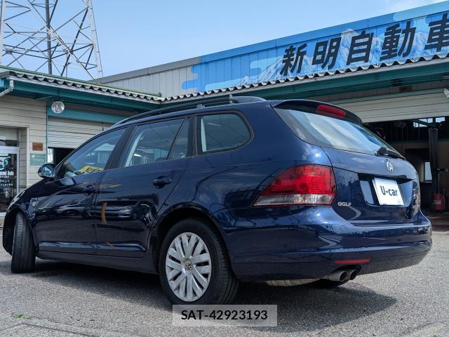 VolksWagen GOLF VARIANT 2010-01 7819051-12