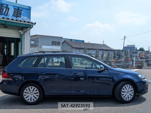 VolksWagen GOLF VARIANT 2010-01 7819051-3