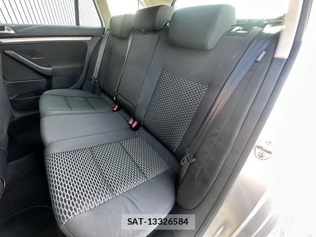 VolksWagen GOLF VARIANT 2010-07 7820859-3