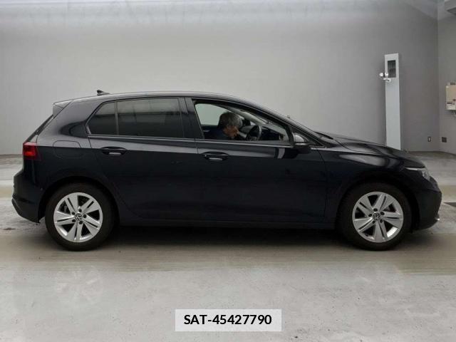 VolksWagen GOLF 2021-06 7811463-3