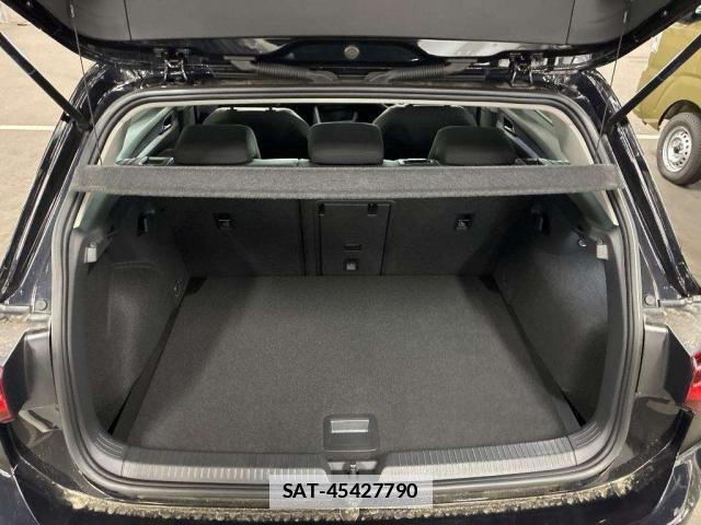 VolksWagen GOLF 2021-06 7811463-7