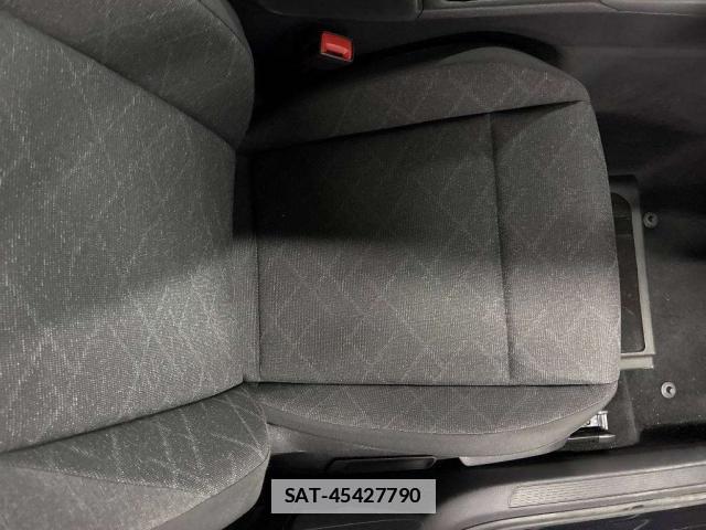 VolksWagen GOLF 2021-06 7811463-8