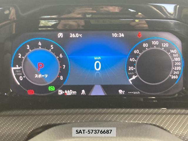 VolksWagen GOLF 2021-09 7811985-6