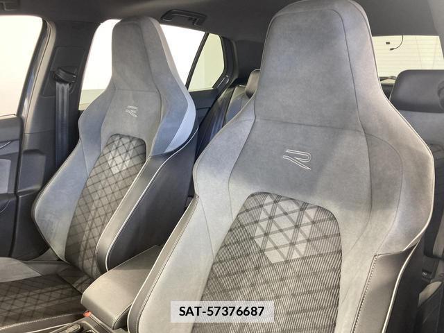 VolksWagen GOLF 2021-09 7811985-9