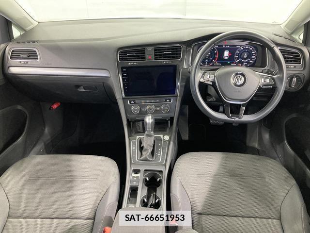 VolksWagen GOLF 2019-06 7812012-2