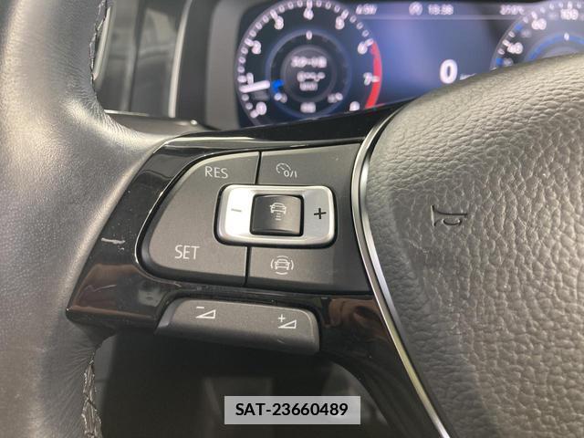 VolksWagen GOLF 2019-07 7812013-4