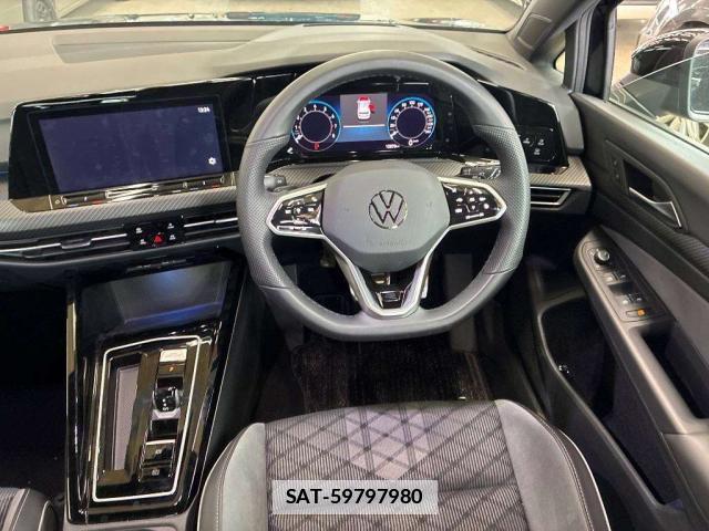VolksWagen GOLF 2023-04 7815057-2
