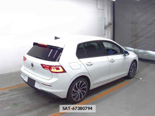 VolksWagen GOLF 2024-06 7815122-1