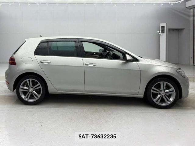 VolksWagen GOLF 2019-12 7815242-7