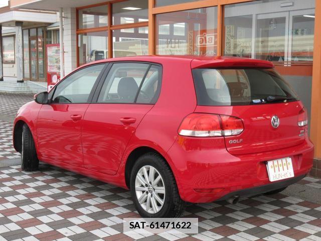 VolksWagen GOLF 2013-02 7819525-2