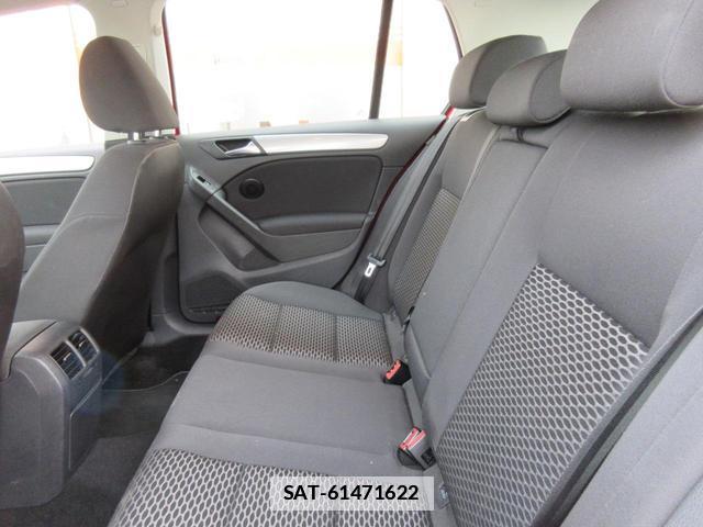 VolksWagen GOLF 2013-02 7819525-5