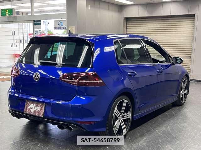 VolksWagen GOLF 2016-01 7823264-19