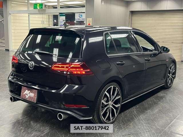 VolksWagen GOLF 2019-10 7823284-14
