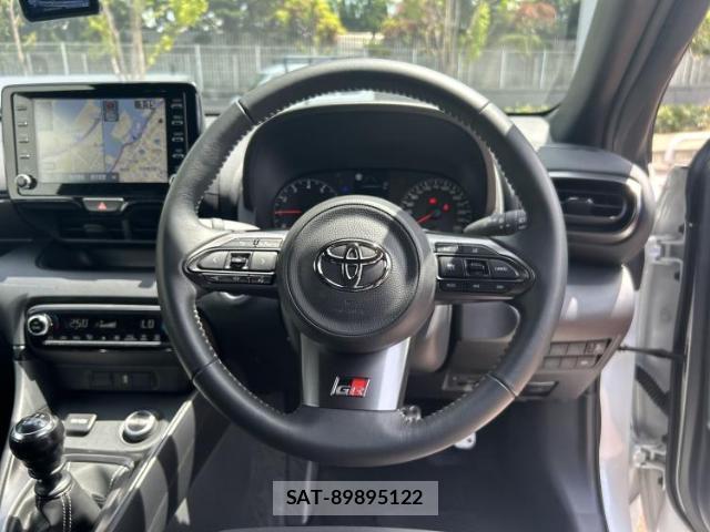 Toyota Gr Yaris 2020-12 7821410-14