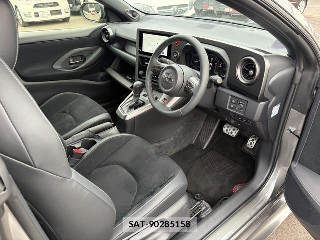 Toyota Gr Yaris 2025-08 7822714-8