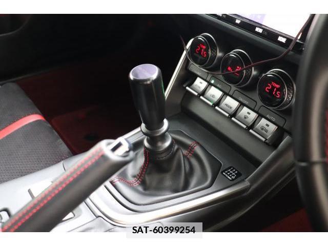 Toyota GR86 2022-05 7812137-13