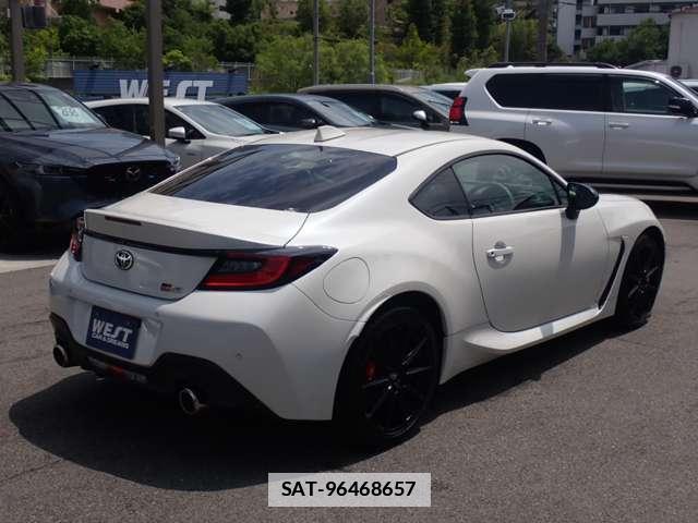 Toyota GR86 2024-12 7817499-1
