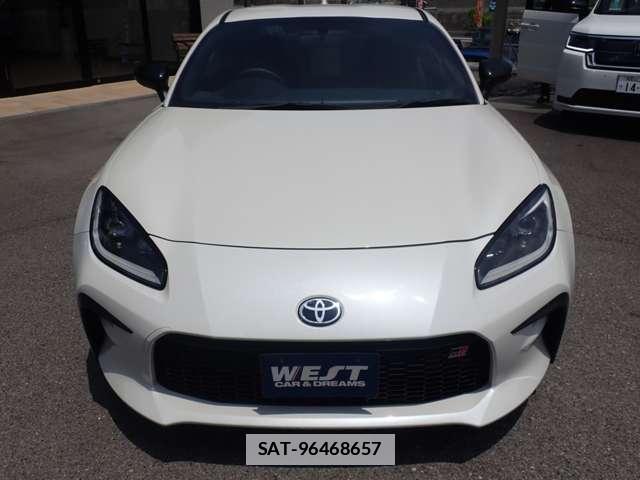 Toyota GR86 2024-12 7817499-11