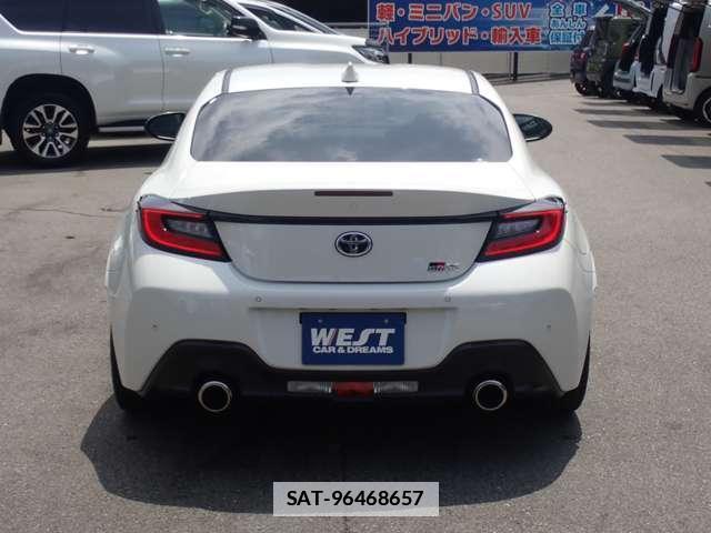Toyota GR86 2024-12 7817499-15