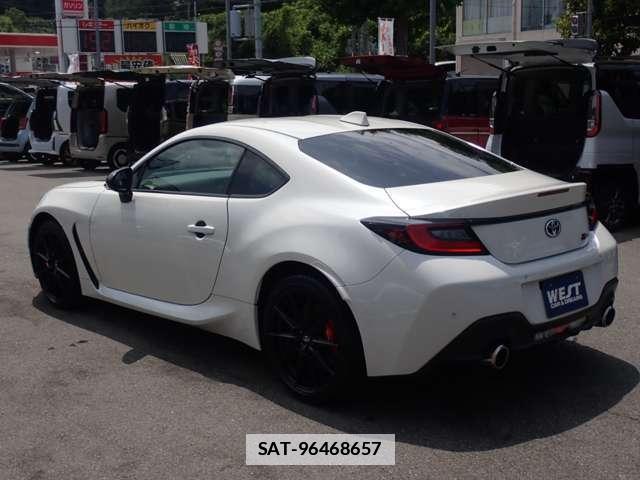 Toyota GR86 2024-12 7817499-16