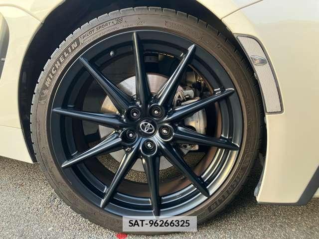 Toyota GR86 2023-08 7818475-6
