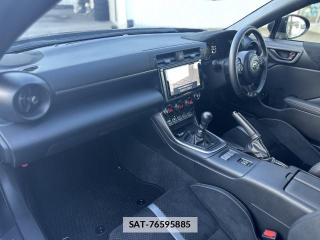 Toyota GR86 2023-12 7818476-9