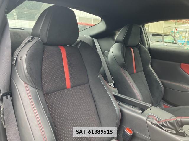Toyota GR86 2023-09 7818477-14