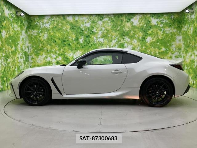 Toyota GR86 2022-01 7820956-1