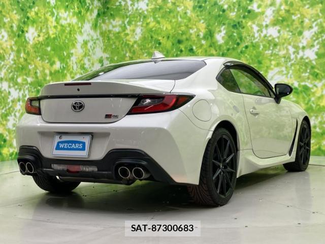 Toyota GR86 2022-01 7820956-2