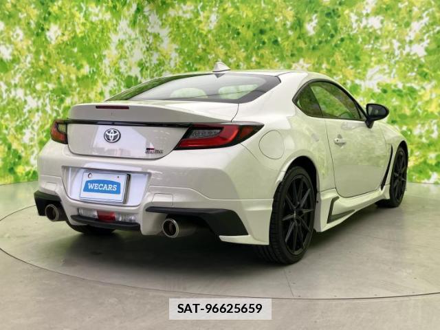 Toyota GR86 2023-03 7821533-2
