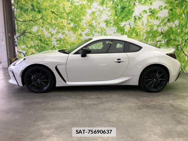 Toyota GR86 2022-06 7822229-1