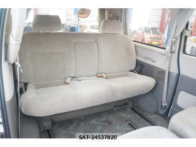 Toyota GRAND HIACE 2002-03 7813581-9