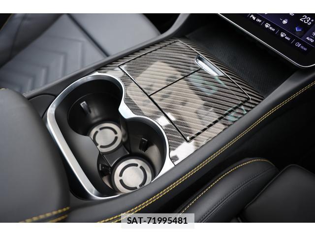 Maserati Grecale 2024-01 7818657-15