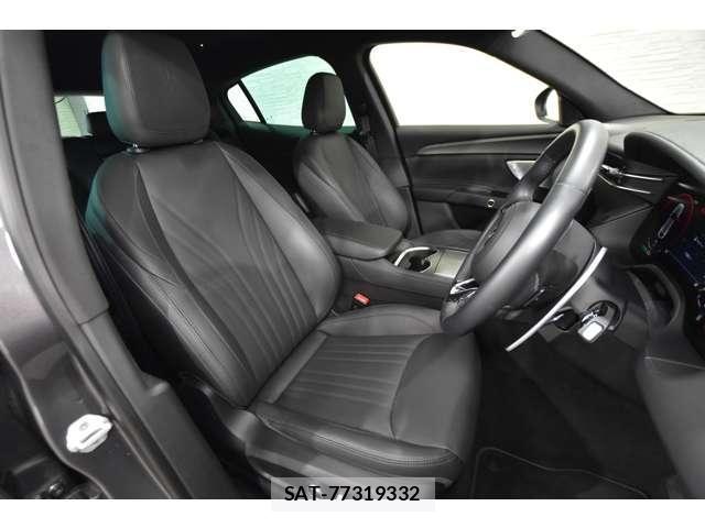 Maserati Grecale 2023-08 7822794-14