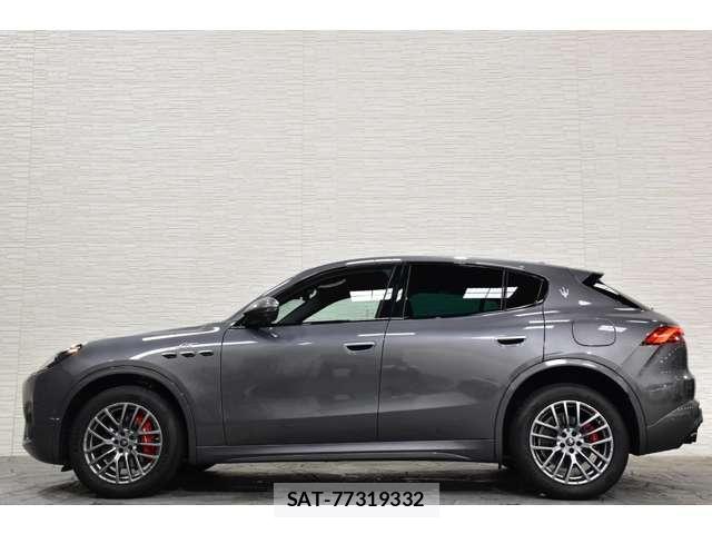 Maserati Grecale 2023-08 7822794-15