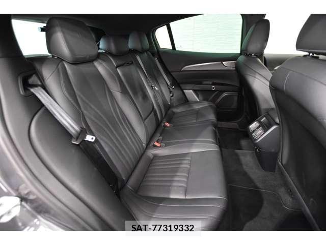 Maserati Grecale 2023-08 7822794-6