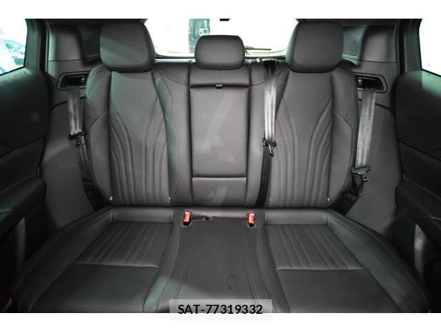 Maserati Grecale 2023-08 7822794-7