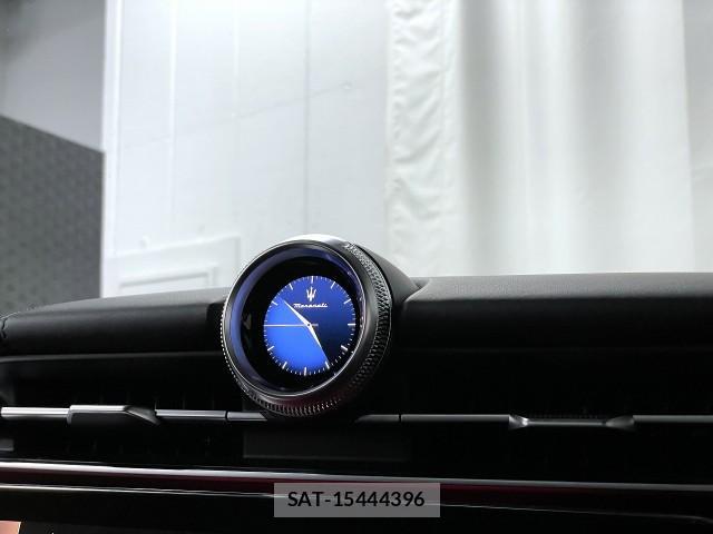 Maserati Grecale 2023-10 7823362-13