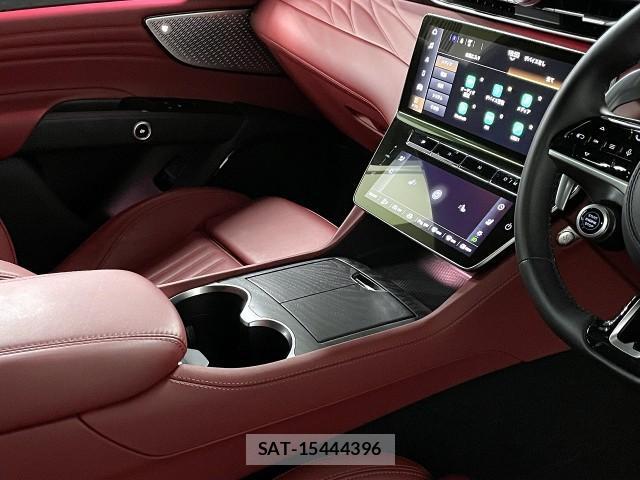 Maserati Grecale 2023-10 7823362-14