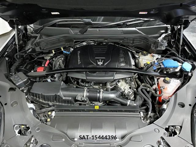 Maserati Grecale 2023-10 7823362-7