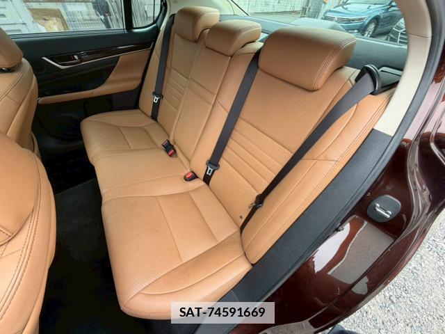 Lexus GS 2016-03 7818893-14