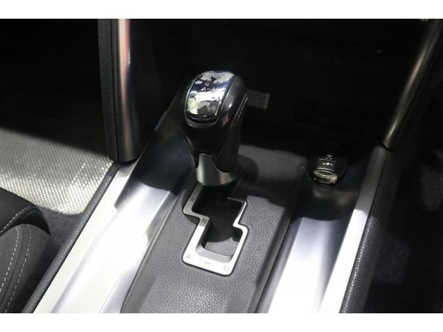 Nissan GT-R 2008-10 7816057-15